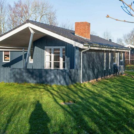 8 Person Holiday Home In B Rkop Egeskov  Exterior photo