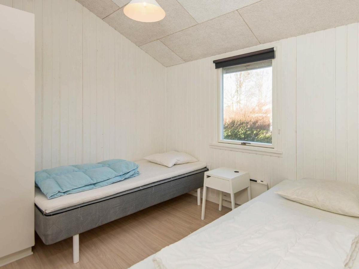 8 Person Holiday Home In B Rkop Egeskov  Exterior photo