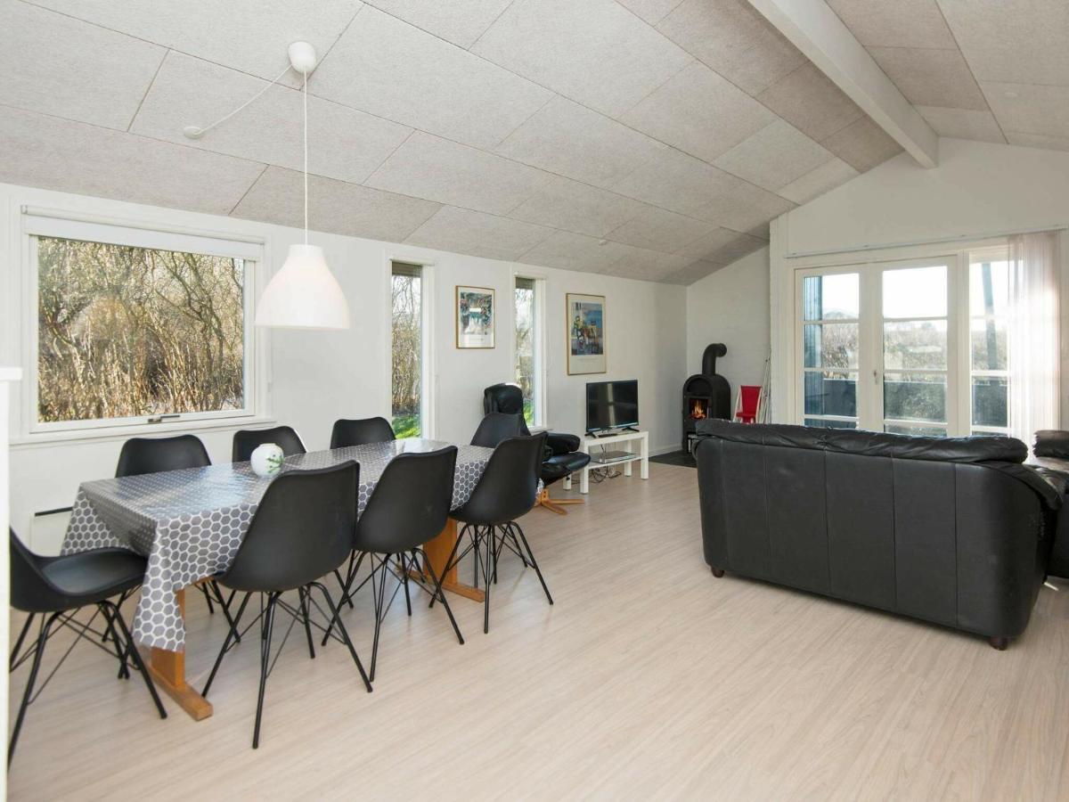 8 Person Holiday Home In B Rkop Egeskov  Exterior photo